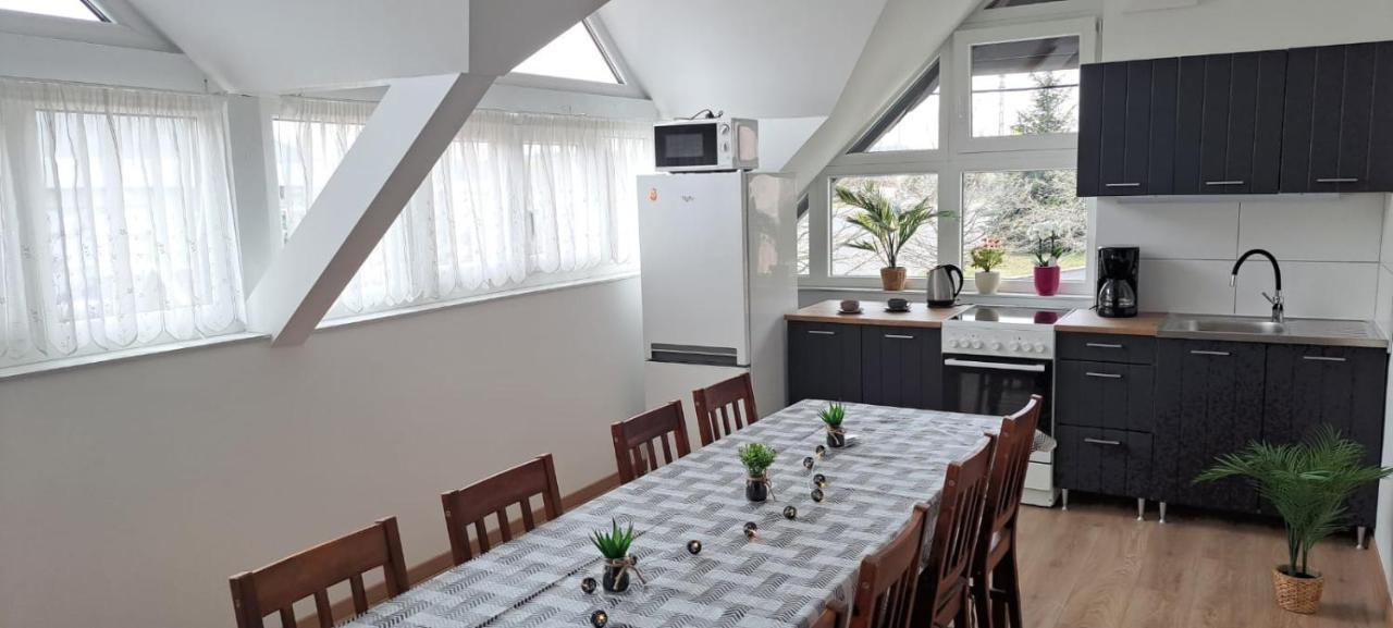 Babi Apartmanhaz Gyenesdias Luaran gambar